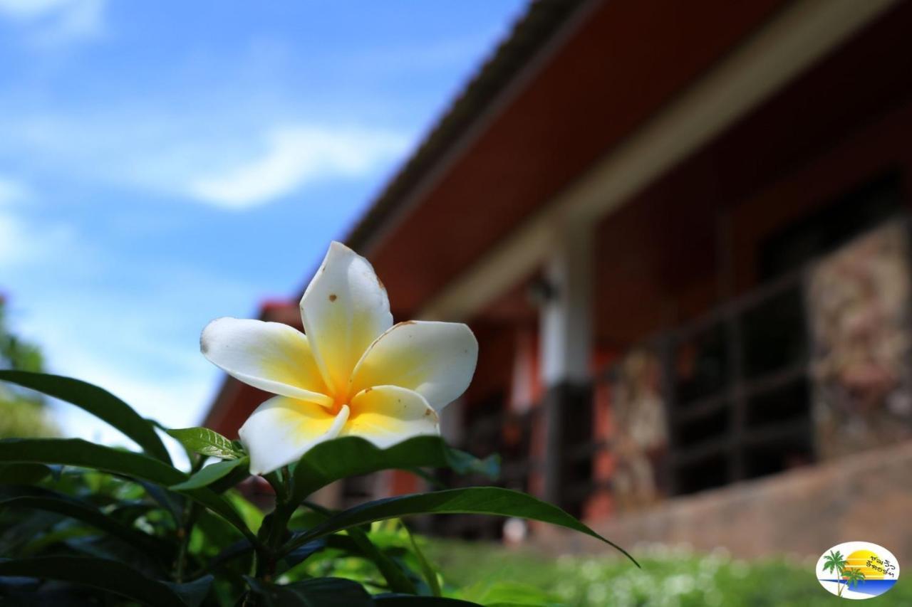 Chomview Resort Koh Lanta Exterior photo